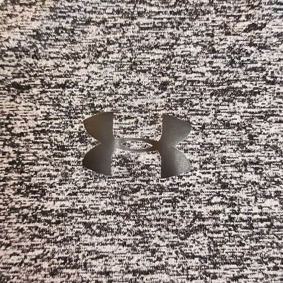 Under Armour men's TShirt - Picture 3 of 9